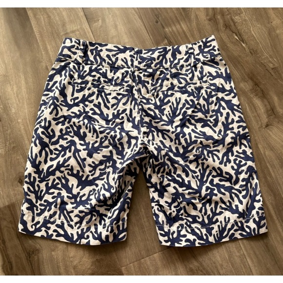 Lily Pulitzer Womens Blue White Tropical The Chipper Bermuda Shorts Size 0 - Picture 2 of 16